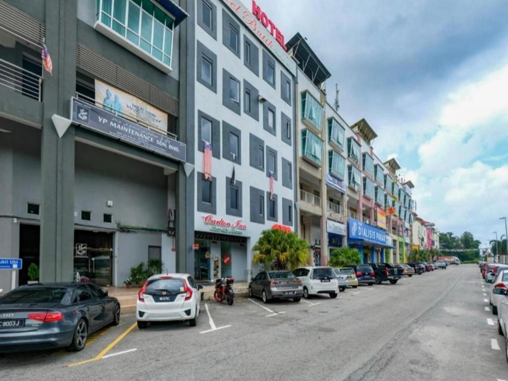 Hotel Oyo 89492 Carlton Bukit Ubi 2*