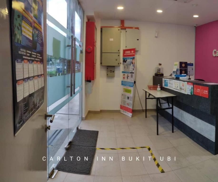 Oyo 89492 Carlton Bukit Ubi 2*